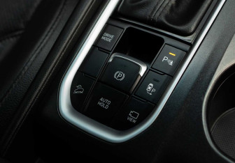 Подержанный автомобиль Hyundai Santa Fe 2018 года (18 фото)