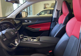 Подержанный автомобиль Changan CS55PLUS 2023 года (14 фото)