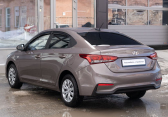 Подержанный автомобиль Hyundai Solaris Sedan 2020 года (7 фото)