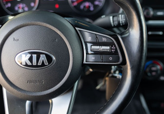 Подержанный автомобиль Kia Cerato Sedan 2020 года (12 фото)