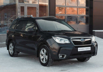 Подержанный автомобиль Subaru Forester Suv 2013 года (3 фото)