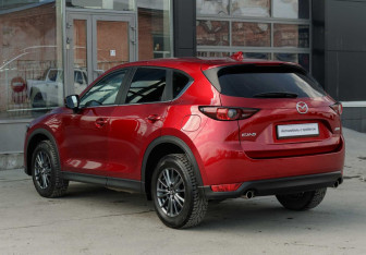 Подержанный автомобиль Mazda CX-5 2019 года (7 фото)