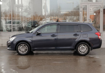 Подержанный автомобиль Toyota Corolla Wagon 2012 года (8 фото)