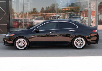 Подержанный автомобиль Honda Accord Sedan 2008 года (8 фото)