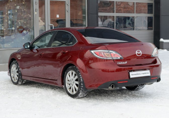 Подержанный автомобиль Mazda 6 Sedan 2011 года (7 фото)