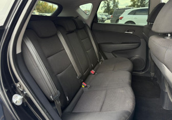 Подержанный автомобиль Hyundai i30 Hatchback 2011 года (11 фото)