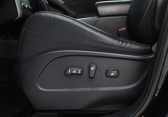 Подержанный автомобиль Exeed TXL 2022 года (12 фото)