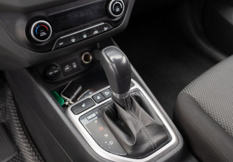 Подержанный автомобиль Hyundai Creta 2018 года (16 фото)