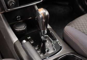 Подержанный автомобиль SsangYong Actyon 2014 года (15 фото)