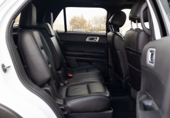 Подержанный автомобиль Ford Explorer 2014 года (22 фото)