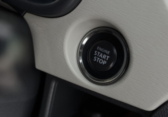 Подержанный автомобиль Suzuki Wagon R+ 2014 года (17 фото)