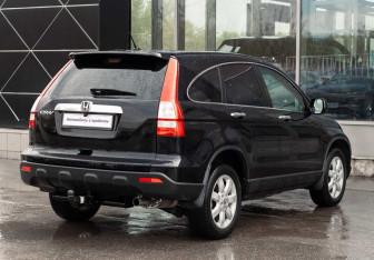 Подержанный автомобиль Honda CR-V 2008 года (5 фото)