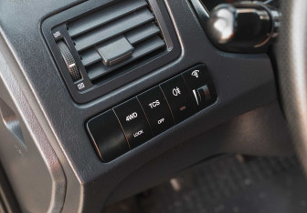 Подержанный автомобиль Hyundai Tucson 2007 года (16 фото)