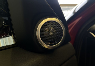 Подержанный автомобиль Land Rover Range Rover Evoque 2019 года (12 фото)