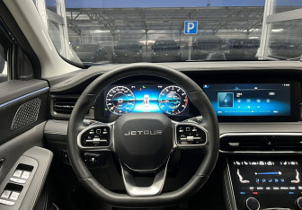 Подержанный автомобиль Jetour X90 2023 года (9 фото)