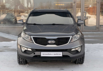 Подержанный автомобиль Kia Sportage 2011 года (2 фото)