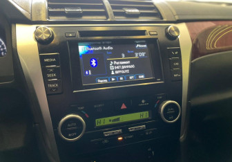 Подержанный автомобиль Toyota Camry Sedan 2013 года (13 фото)