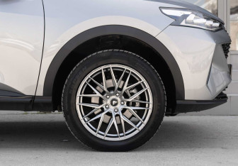 Подержанный автомобиль Haval F7 2024 года (9 фото)