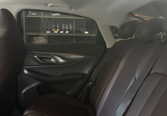Подержанный автомобиль BAIC U5 Plus 2023 года (13 фото)