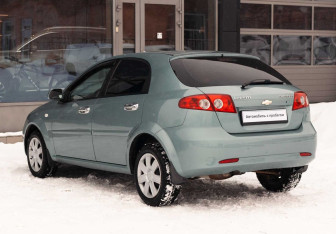 Подержанный автомобиль Chevrolet Lacetti Hatchback 2007 года (6 фото)