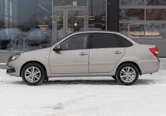 Подержанный автомобиль LADA (ВАЗ) Granta Sedan 2022 года (8 фото)