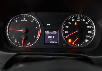 Подержанный автомобиль УАЗ Patriot 2023 года (13 фото)