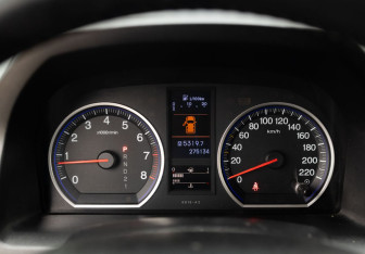 Подержанный автомобиль Honda CR-V 2011 года (13 фото)