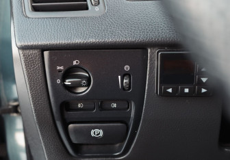 Подержанный автомобиль Volvo XC90 2007 года (17 фото)