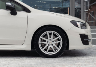 Подержанный автомобиль Subaru Levorg 2019 года (9 фото)