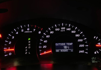 Подержанный автомобиль Toyota Camry Sedan 2007 года (11 фото)