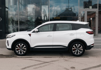 Подержанный автомобиль Chery Tiggo 7 Pro Max 2024 года (8 фото)