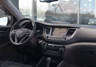 Подержанный автомобиль Hyundai Tucson 2018 года (10 фото)
