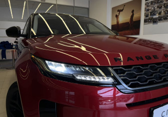Подержанный автомобиль Land Rover Range Rover Evoque 2019 года (4 фото)