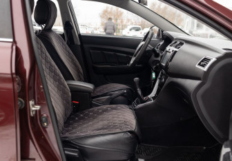 Подержанный автомобиль Lifan Solano 2017 года (19 фото)