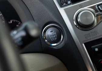 Подержанный автомобиль Lexus RX 2013 года (16 фото)