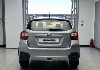 Подержанный автомобиль Subaru Impreza Hatchback 2012 года (5 фото)