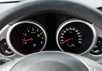 Подержанный автомобиль Subaru Tribeca 2007 года (13 фото)