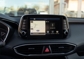 Подержанный автомобиль Hyundai Santa Fe 2020 года (14 фото)