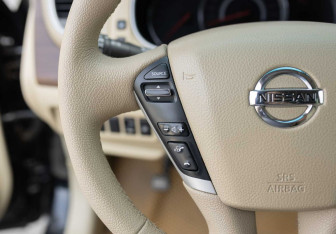 Подержанный автомобиль Nissan Teana 2012 года (12 фото)
