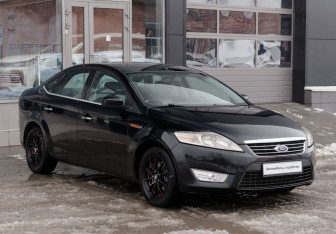 Подержанный автомобиль Ford Mondeo Sedan 2007 года (3 фото)