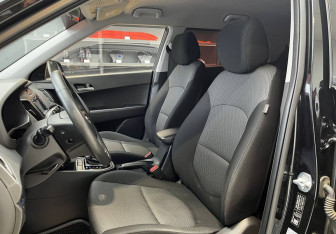 Подержанный автомобиль Hyundai Creta 2020 года (12 фото)