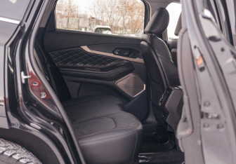 Подержанный автомобиль Exeed TXL 2023 года (21 фото)