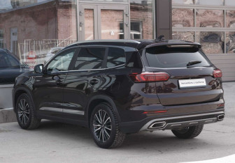 Подержанный автомобиль Chery Tiggo 8 Pro 2021 года (7 фото)