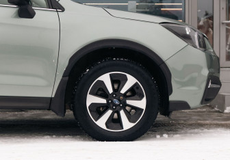 Подержанный автомобиль Subaru Forester Suv 2016 года (9 фото)