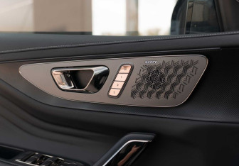 Подержанный автомобиль Exeed LX 2024 года (16 фото)
