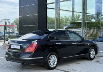 Подержанный автомобиль Nissan Teana 2006 года (5 фото)