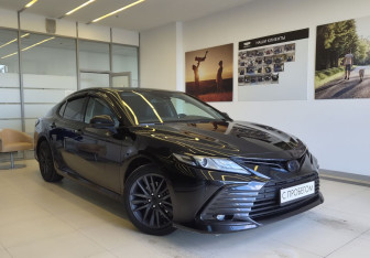 Подержанный автомобиль Toyota Camry Sedan 2022 года (3 фото)