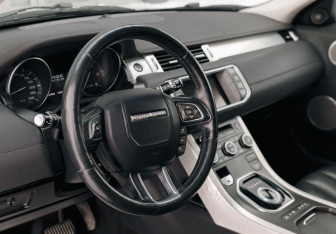 Подержанный автомобиль Land Rover Range Rover Evoque 2012 года (11 фото)