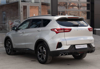 Подержанный автомобиль Jetour X70 2024 года (7 фото)