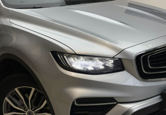 Подержанный автомобиль Geely Atlas Pro 2022 года (8 фото)